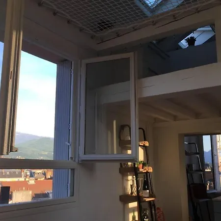 Appartamento Petite Maison Sur Les Toits En Plein Centre-ville